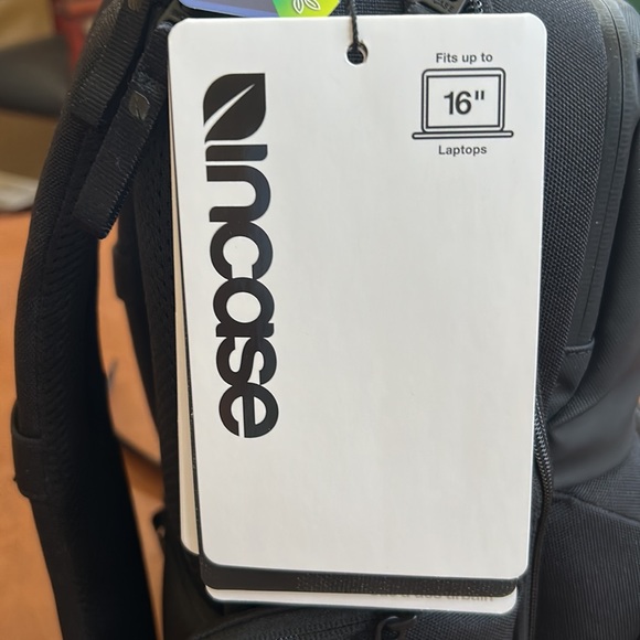 Backpack - Picture 5 of 10